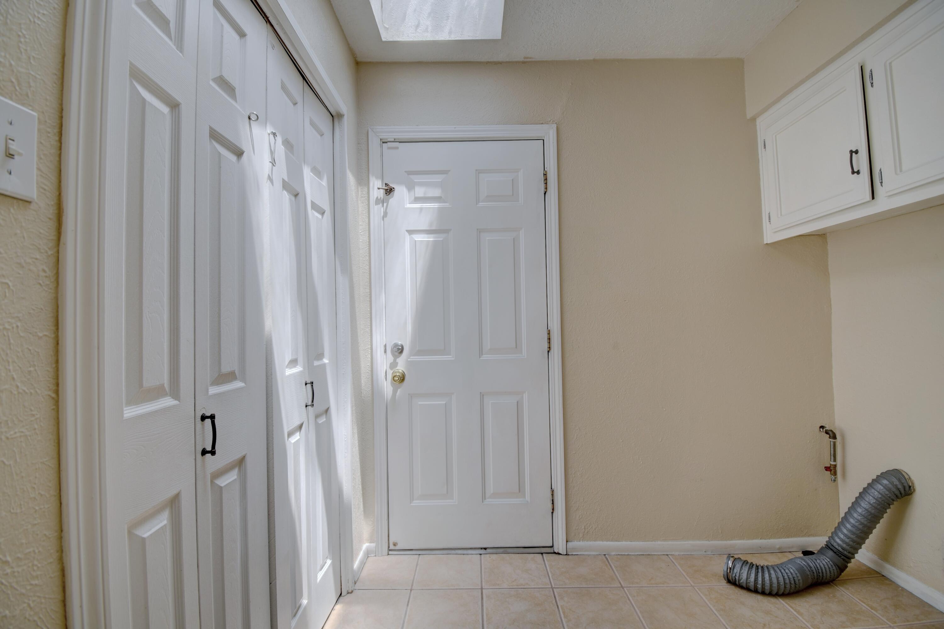 8906 Spain Road Northeast Albuquerque, NM 87111 - Photo 15 of 16 Gallery Image 15