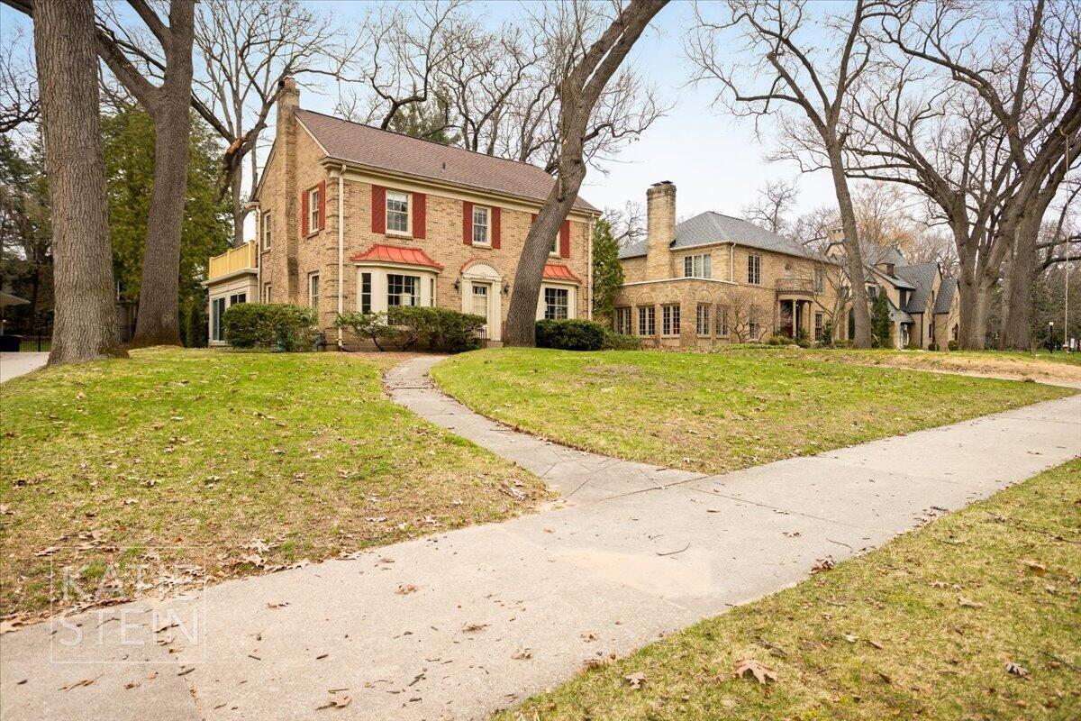 1705 Pontiac Road Grand Rapids, MI 49506 - Photo 4 of 57