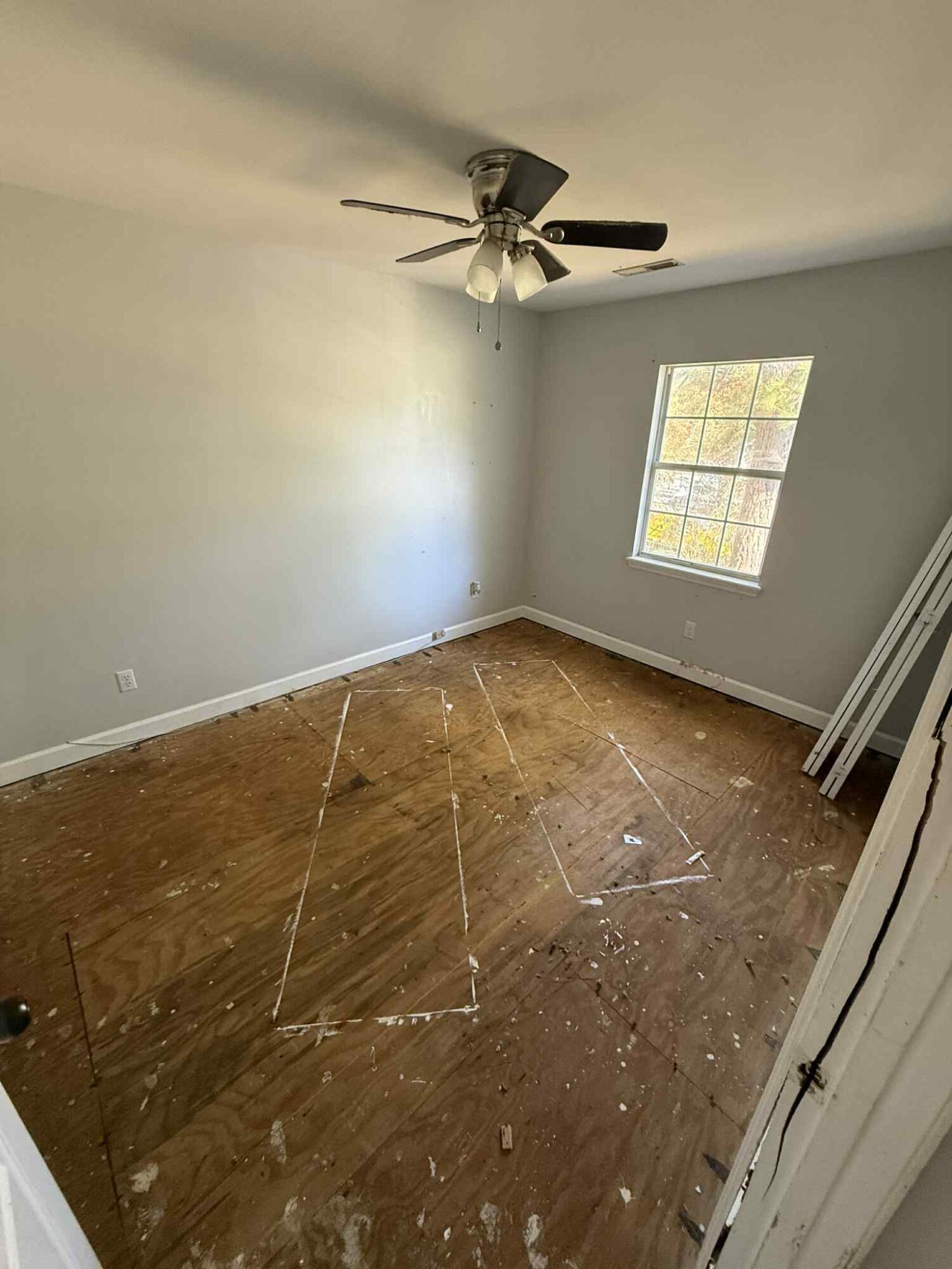 206 Lancaster Road Summerville, SC 29485 - Photo 15 of 16 13