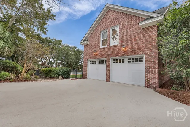 $1,749,000 | 109 Grays Creek Court, Savannah, GA 31410