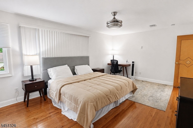 26 Benjamin Drive Springfield, NJ 07081 - Photo 18 of 27 Gallery Image 18