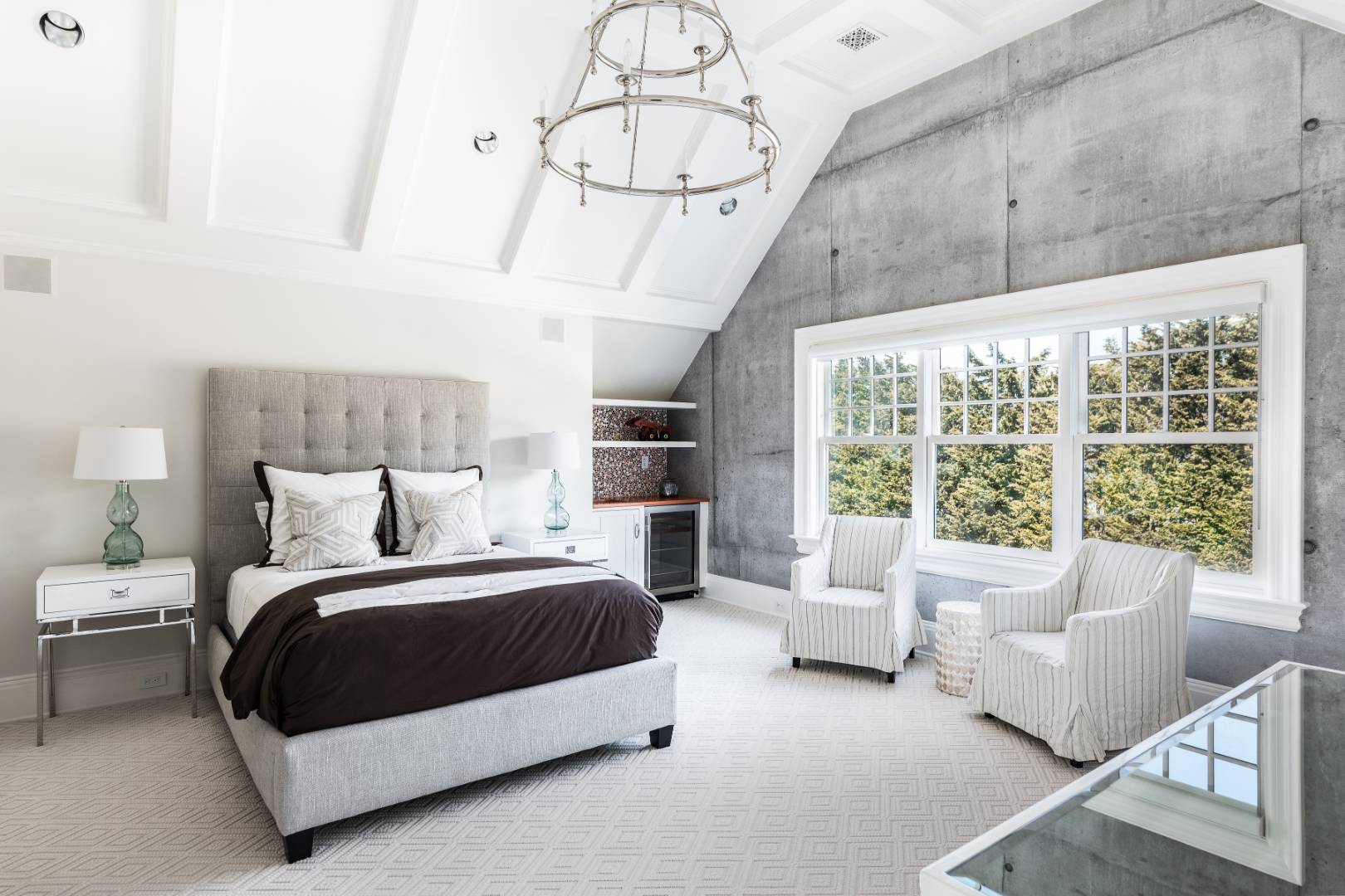 612 Halsey Lane Bridgehampton, NY 11932 - Photo 26 of 31 a spacious bedroom with a bed a couch and window