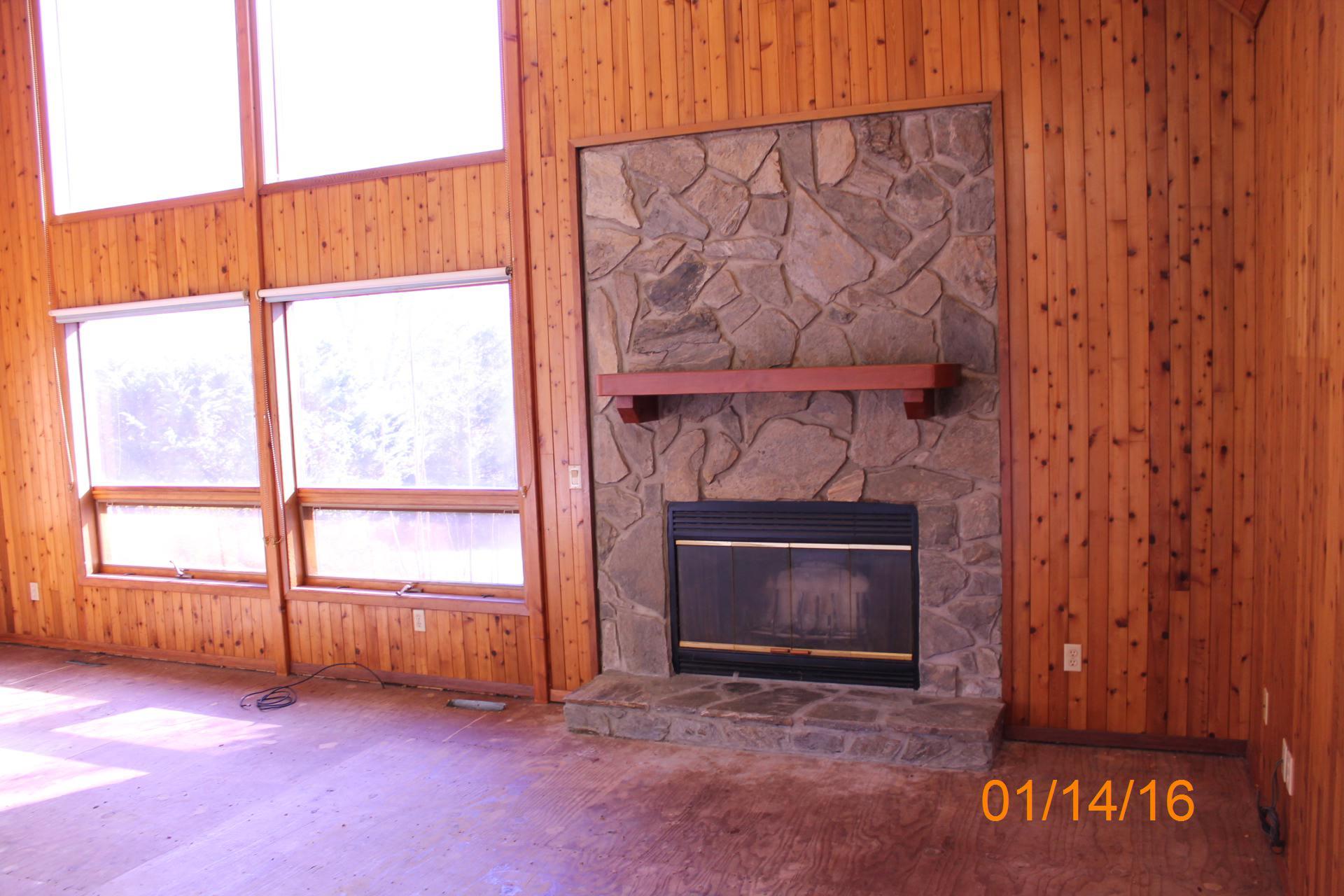75 Windtree Court Moneta, VA 24121 - Photo 20 of 27 IMG_9716 dated