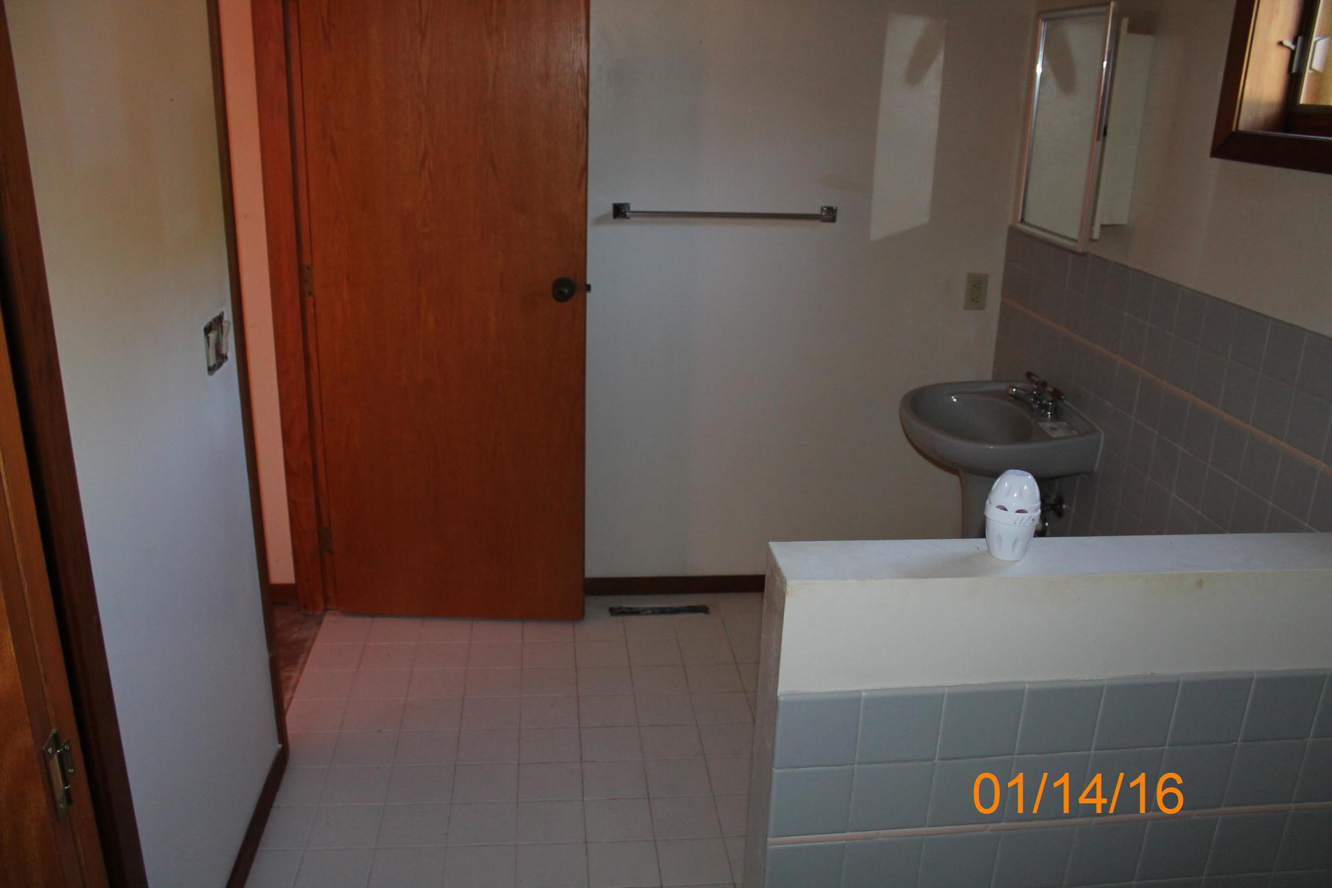 75 Windtree Court Moneta, VA 24121 - Photo 27 of 27 IMG_9735 dated