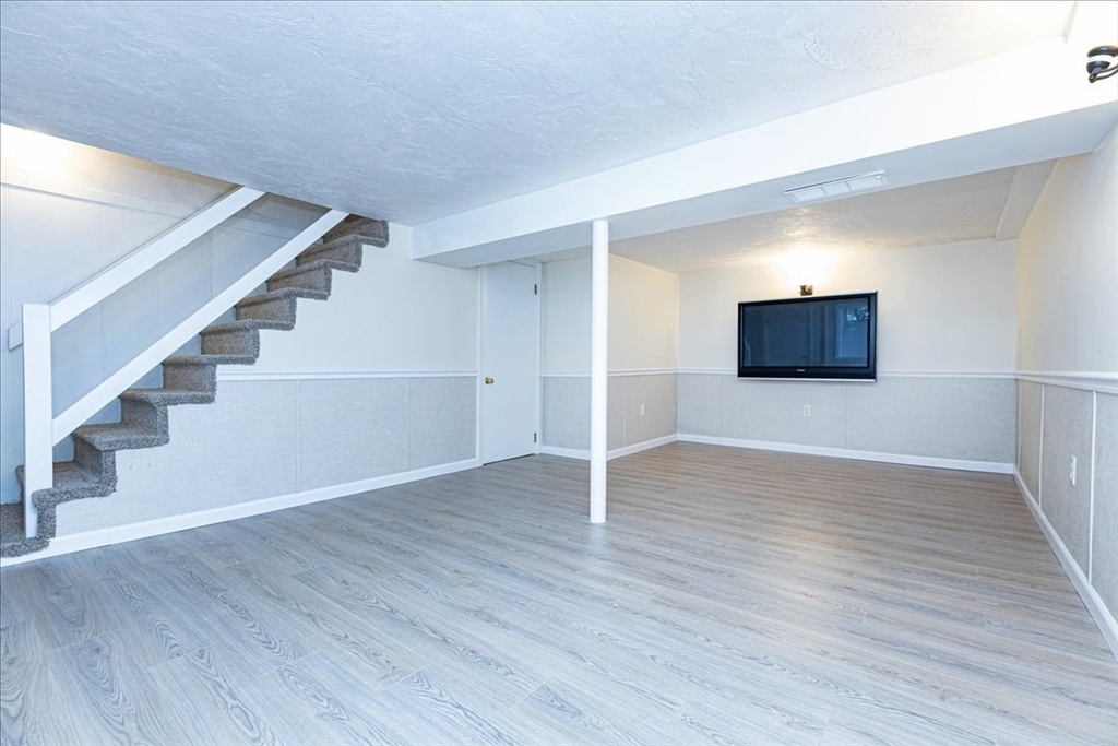 47 Cherry Street Newton, MA 02465 - Photo 24 of 41