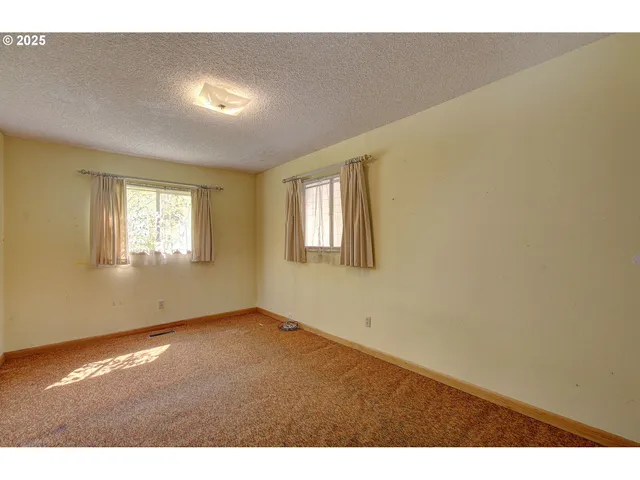 $525,000 | 32084 Brooks Road, St. Helens, OR 97051