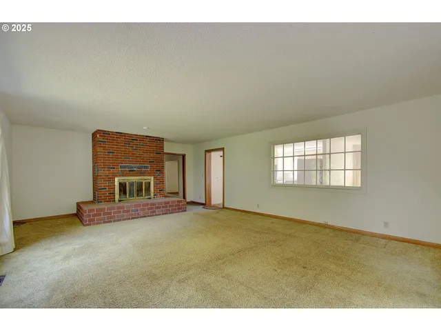 $525,000 | 32084 Brooks Road, St. Helens, OR 97051