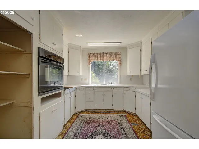 $525,000 | 32084 Brooks Road, St. Helens, OR 97051