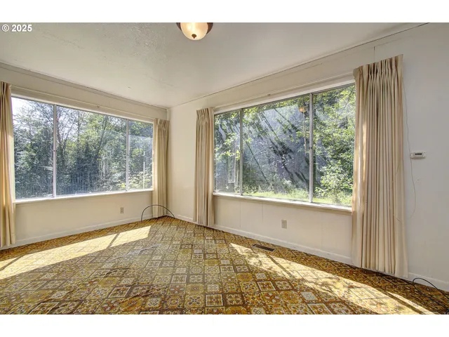 $525,000 | 32084 Brooks Road, St. Helens, OR 97051