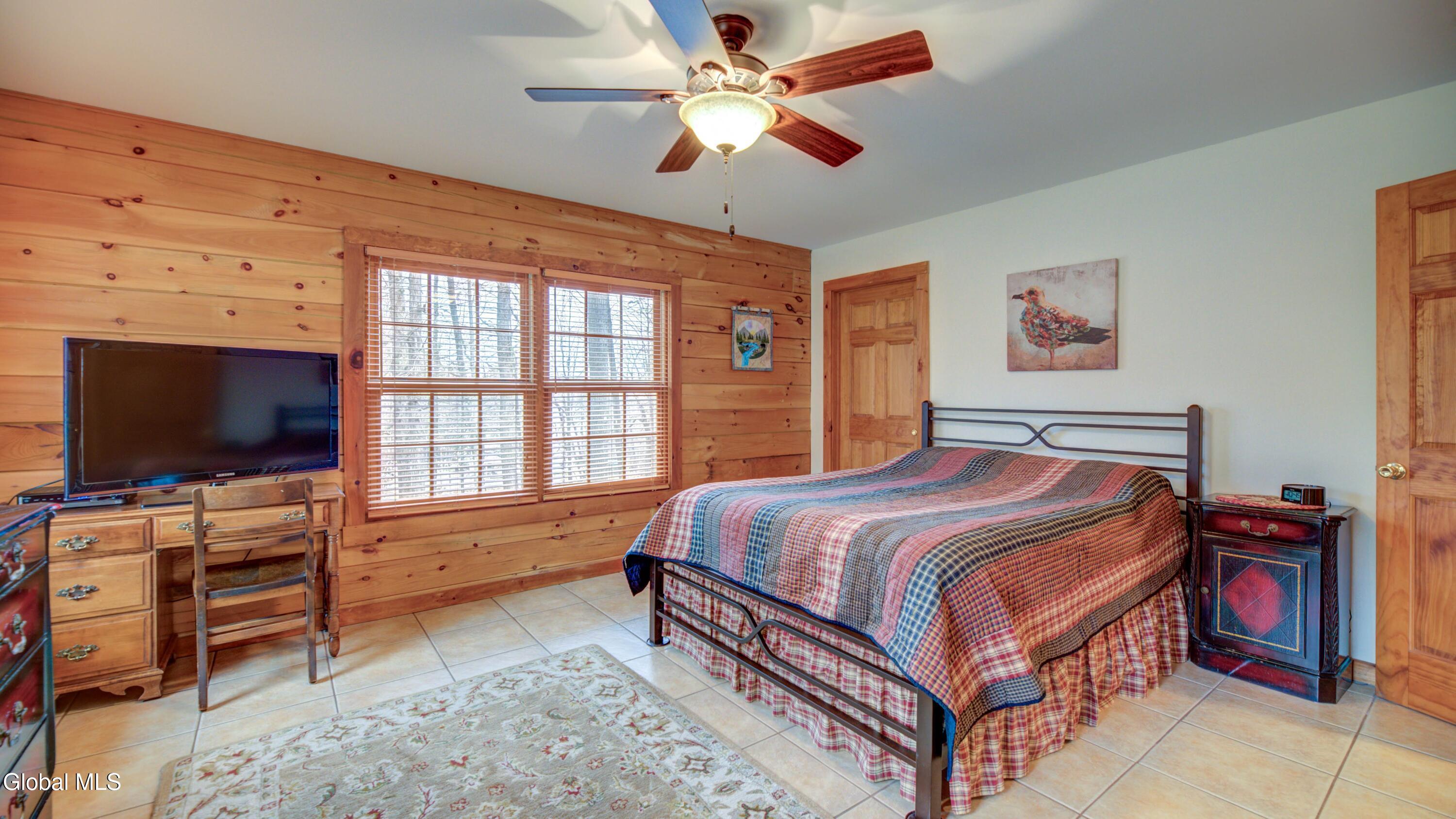 182 South Shore Road Edinburg, NY 12134 - Photo 16 of 50 182 S Shore Rd-17