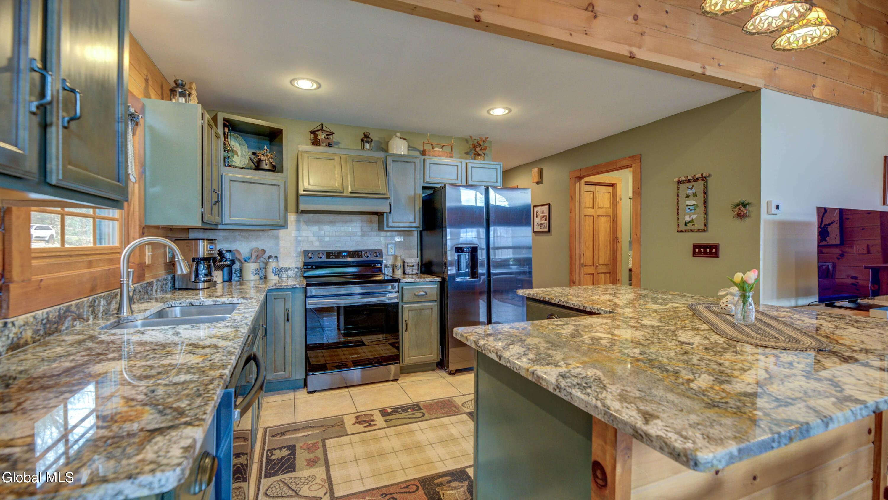 182 South Shore Road Edinburg, NY 12134 - Photo 9 of 50 182 S Shore Rd-7