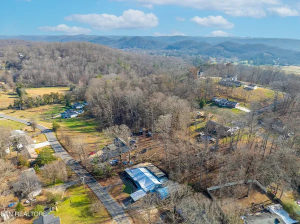 $339,900 | 1037 Foust Carney Road, Powell, TN 37849