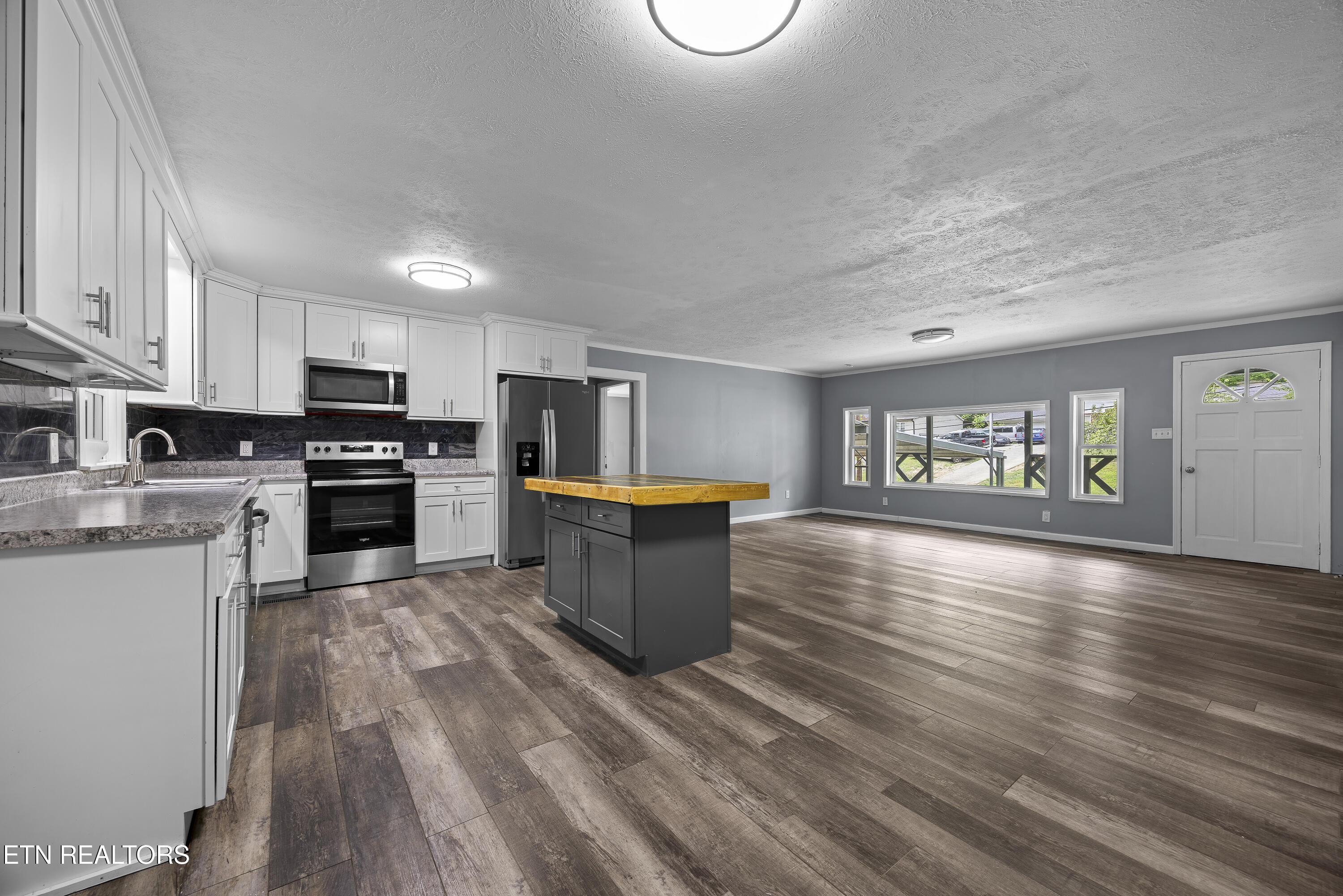 1037 Foust Carney Road Powell, TN 37849 - Photo 8 of 45 Updated Kitchen - Plenty of Storage