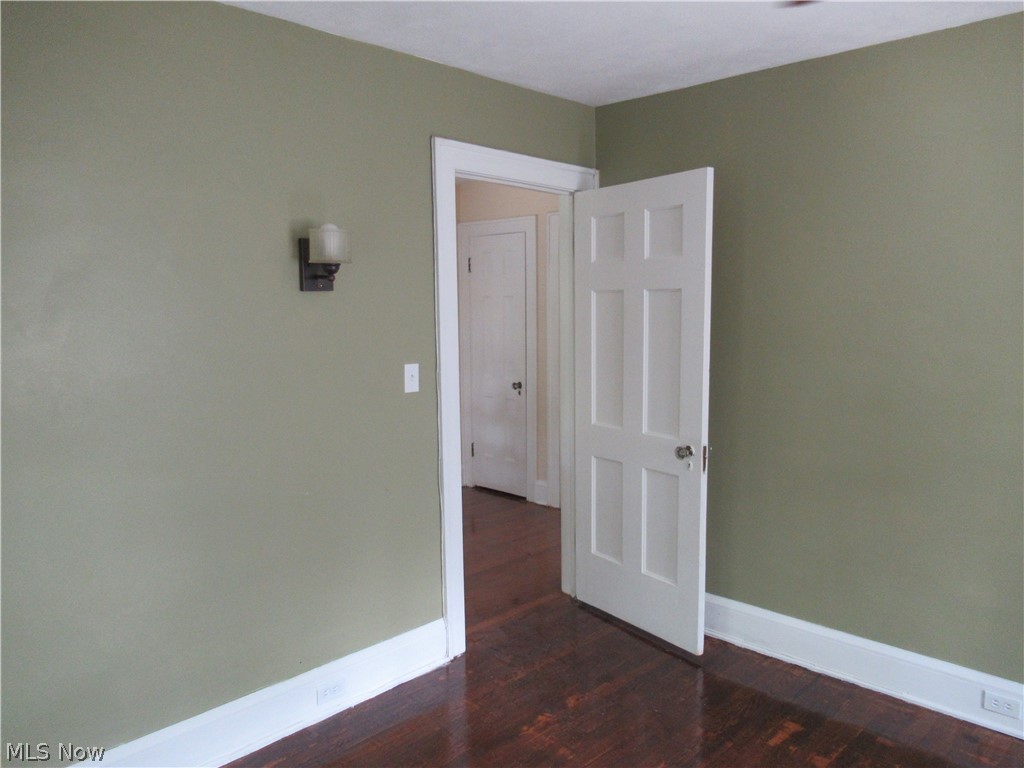 321 Center Road Bedford, OH 44146 - Photo 27 of 35 Gallery Image 27