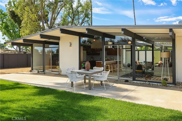 $1,949,900 | 3730 East Casselle Avenue, Orange, CA 92869