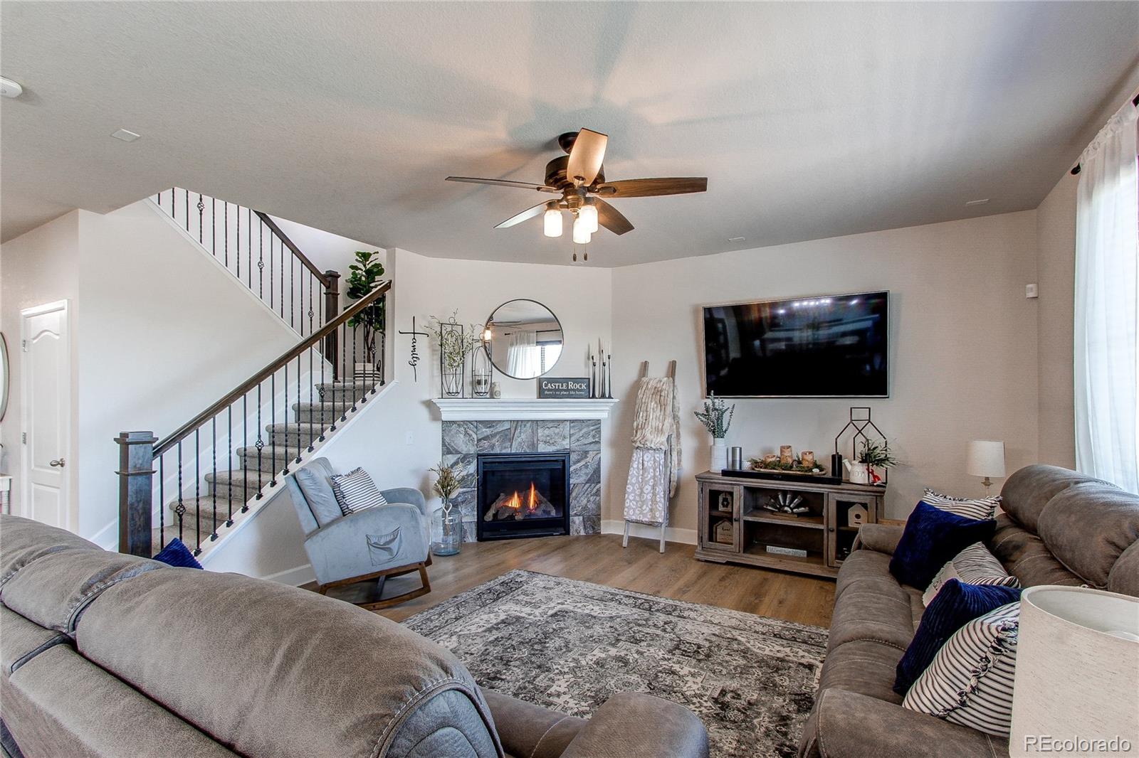 3058 Rising Moon Way Castle Rock, CO 80109 - Photo 3 of 50 Gallery Image 3