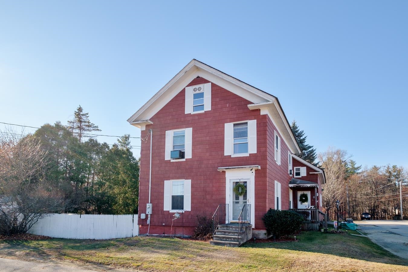 1 Sherman Street Rochester, NH 03839 - Photo 7 of 35
