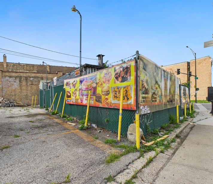 600-606 South Pulaski Road Chicago, IL 60624 - Photo 11 of 18 a view of a street with an outdoor space