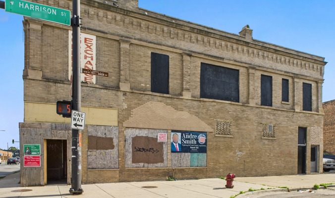 600-606 South Pulaski Road Chicago, IL 60624 - Photo 14 of 18 a front view of a building with street
