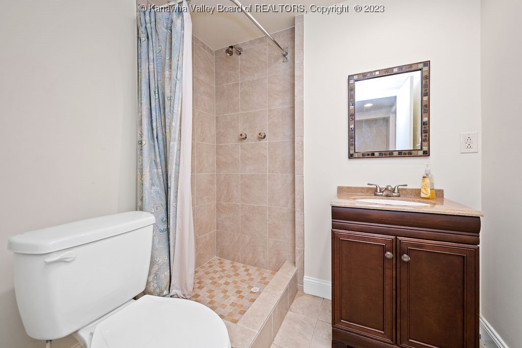1835 Loudon Heights Road Charleston, WV 25314 - Photo 27 of 37 Gallery Image 27