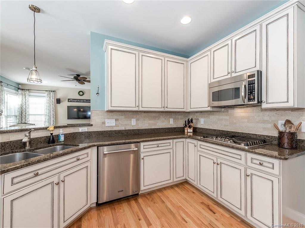 4085 Birkshire Heights Fort Mill, SC 29708 - Photo 11 of 36 Gallery Image 11