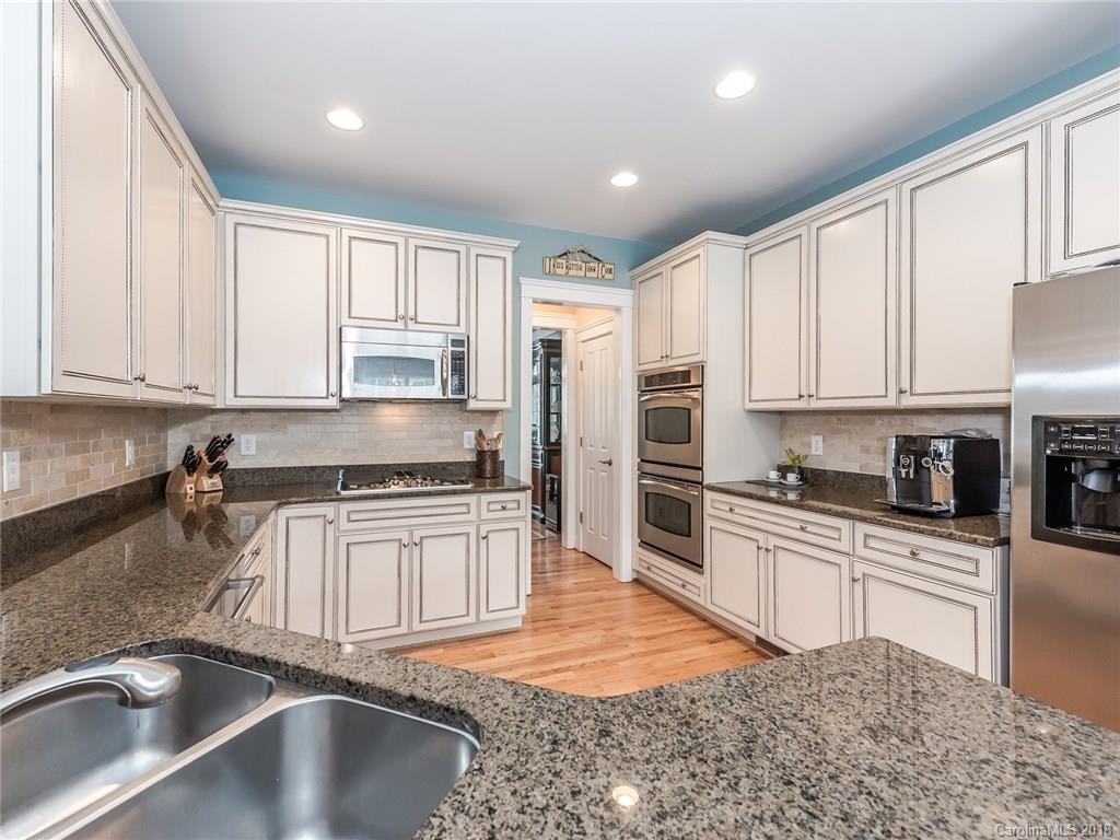 4085 Birkshire Heights Fort Mill, SC 29708 - Photo 13 of 36 Gallery Image 13