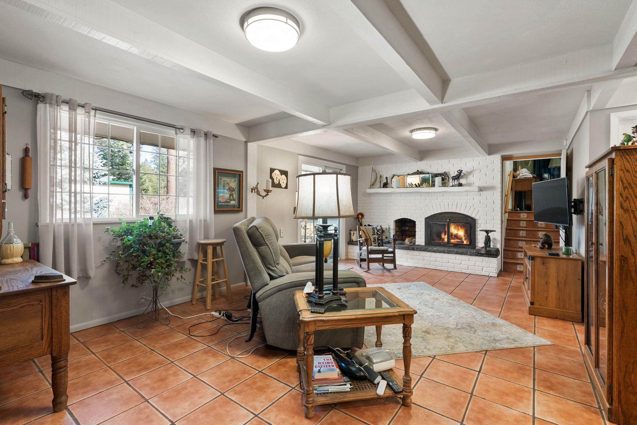 28003 North Hardesty Road Chattaroy, WA 99003 - Photo 15 of 44