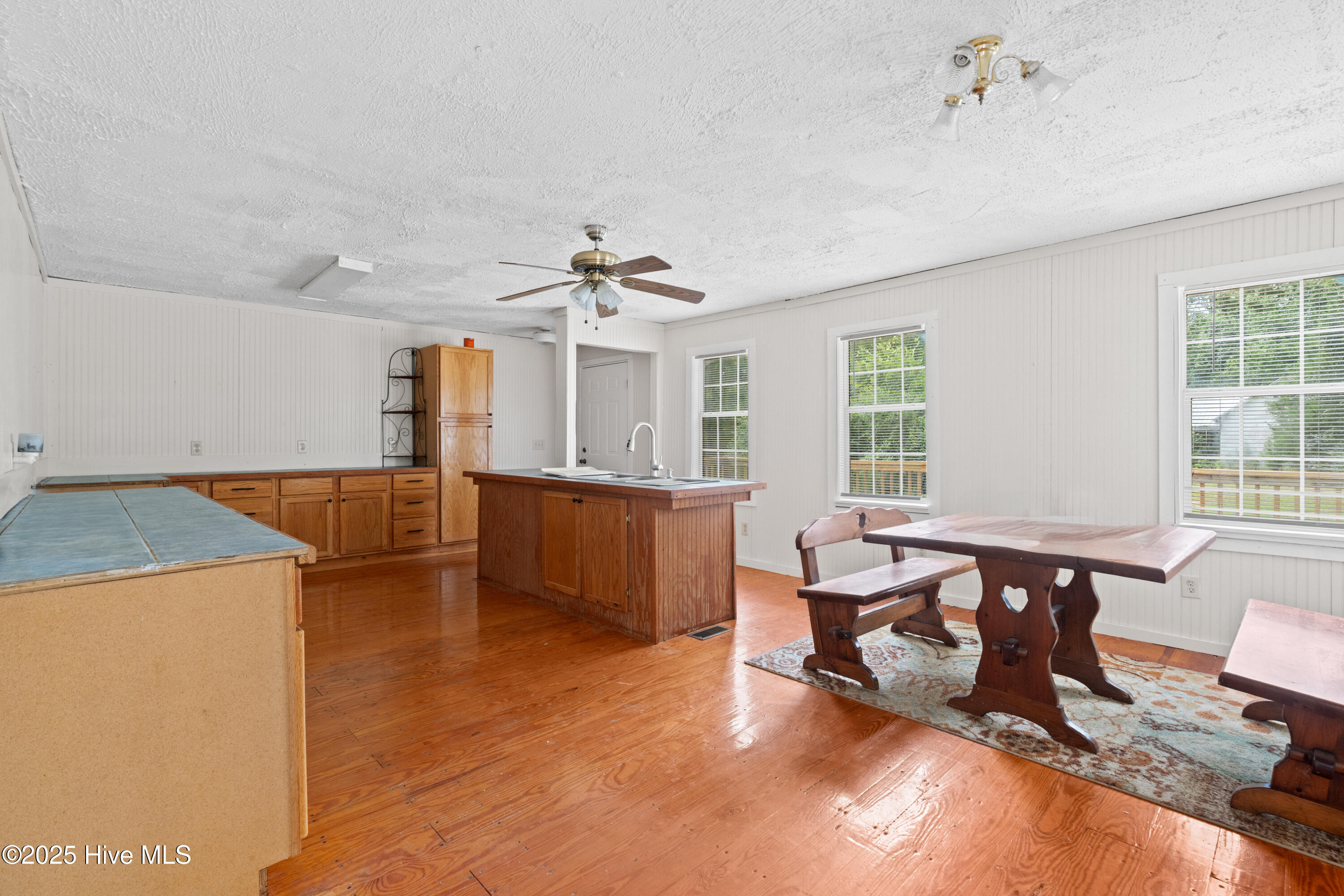 227 Vernon Road Carthage, NC 28327 - Photo 17 of 38 kitchen/dining room