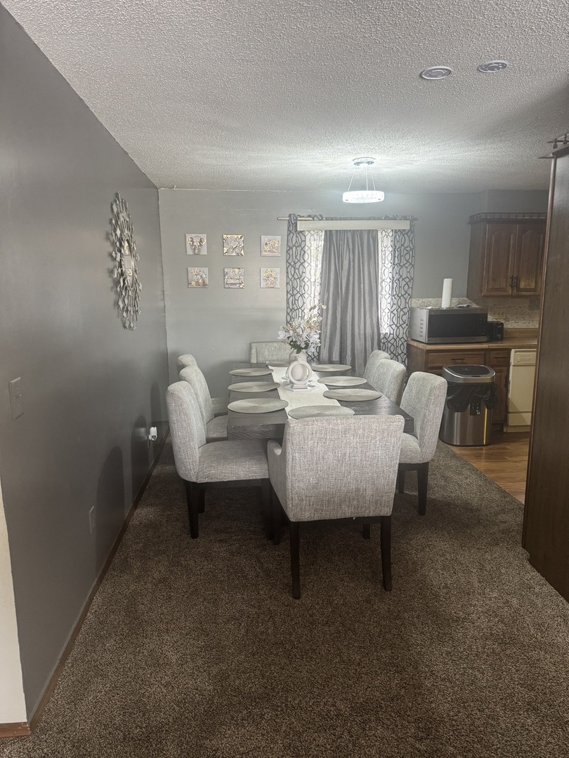 1901 Branch Road Champaign, IL 61821 - Photo 5 of 8 Gallery Image 5