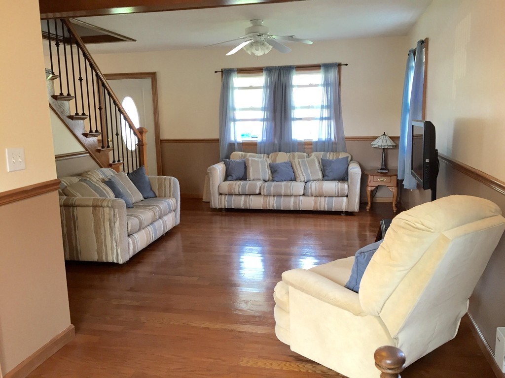 32 Elizabeth Road Billerica, MA 01821 - Photo 11 of 25