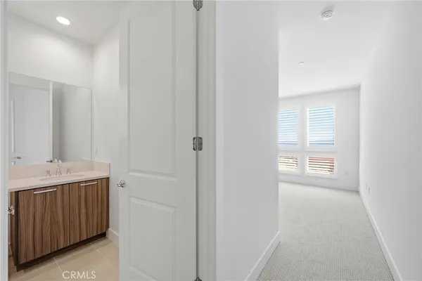 an empty room with an entryway