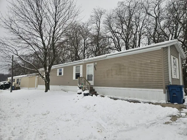 $48,500 | 12857 Michael Drive, Unit 49, Wayland, MI 49348