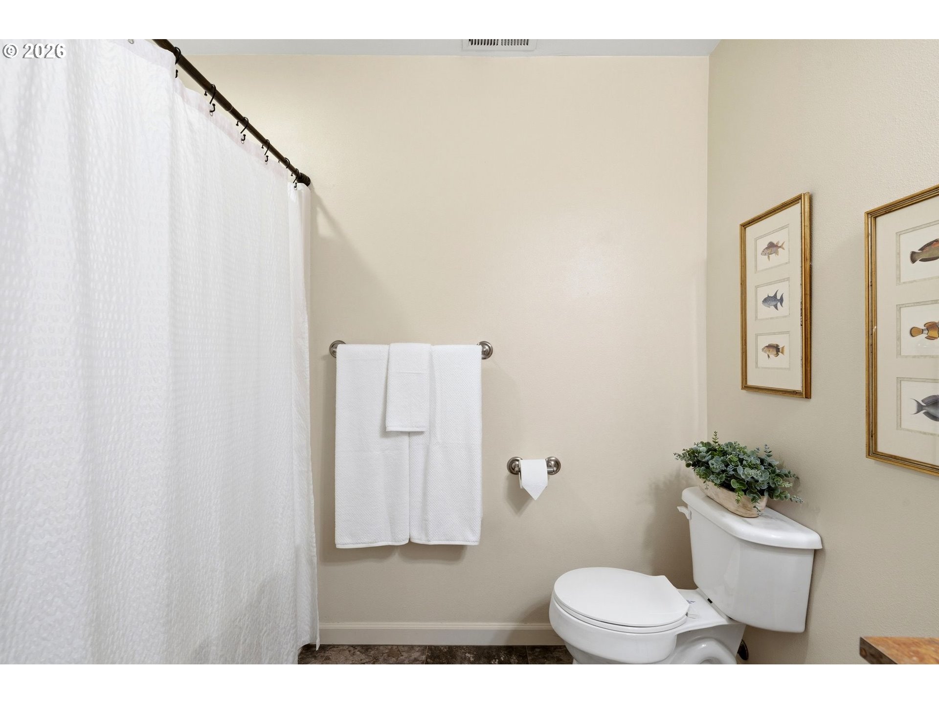 103 Rainbow Way, Unit 2 Kelso, WA 98626 - Photo 25 of 48 Bathroom