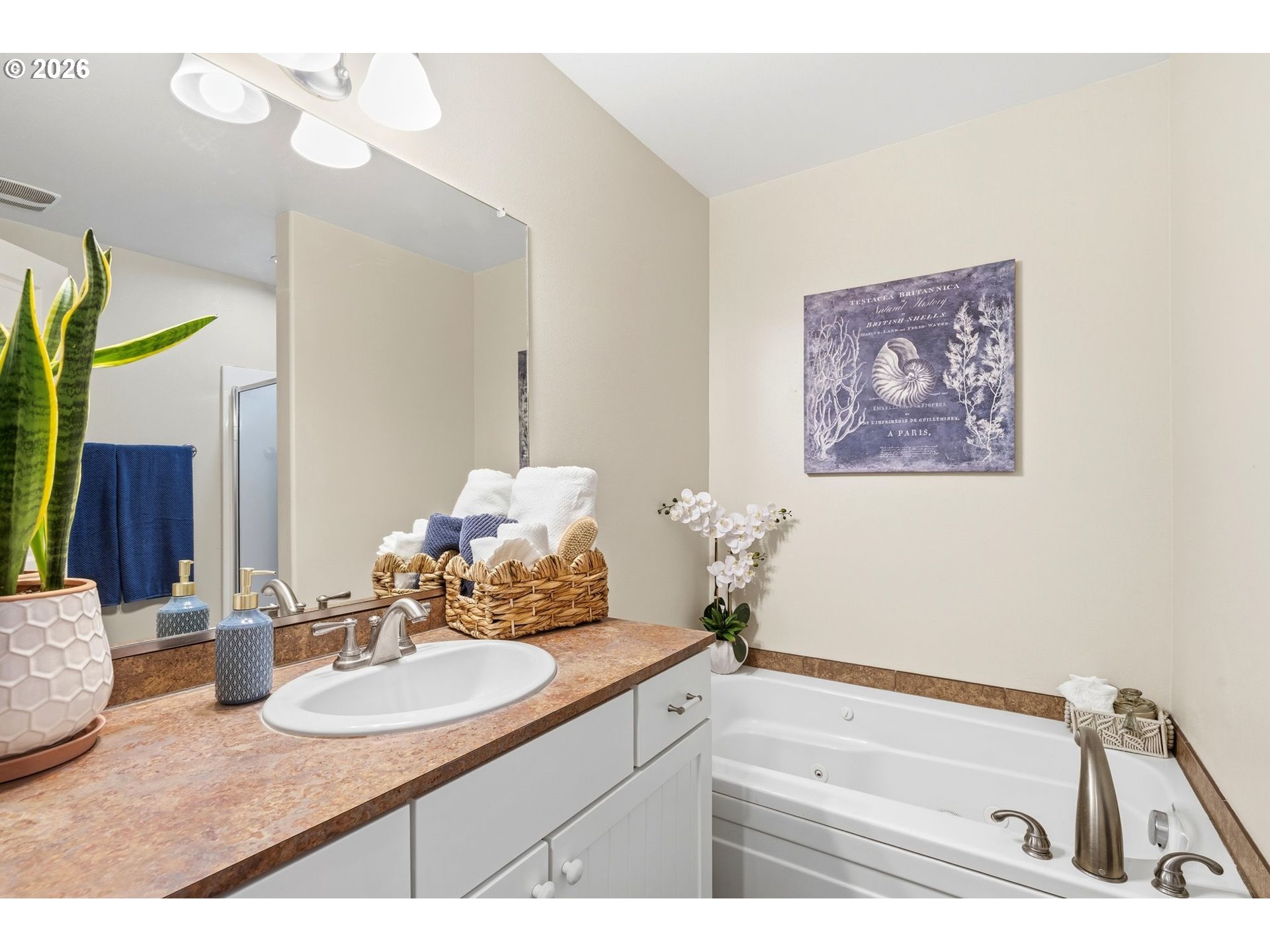 103 Rainbow Way, Unit 2 Kelso, WA 98626 - Photo 33 of 48 Primary Bedroom