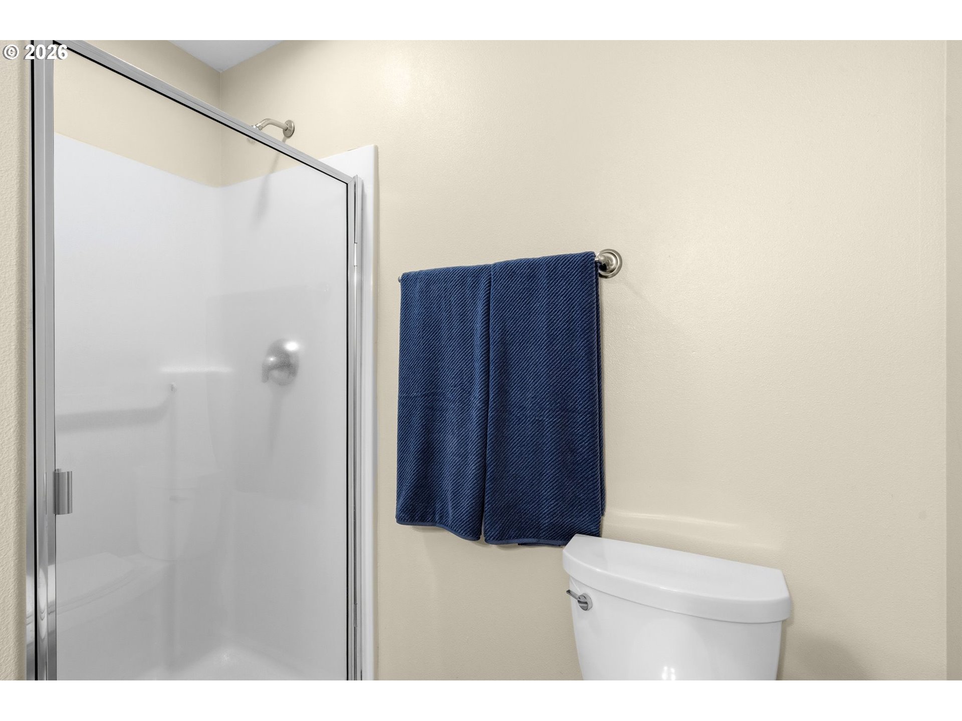 103 Rainbow Way, Unit 2 Kelso, WA 98626 - Photo 36 of 48 Primary Bedroom