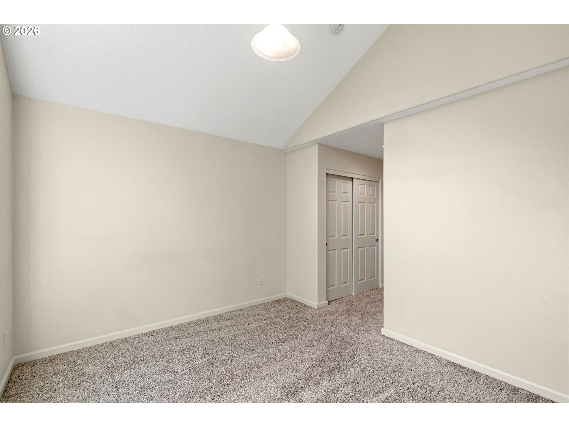 103 Rainbow Way, Unit 2 Kelso, WA 98626 - Photo 40 of 48 Bedroom