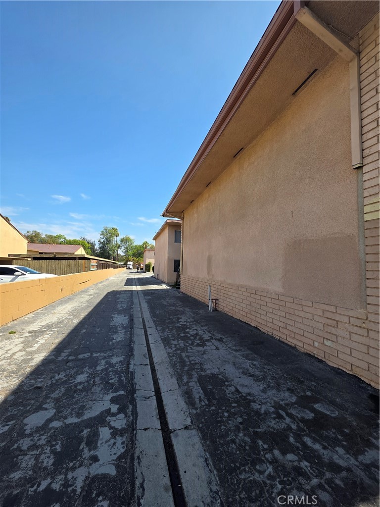 4681 Arlington, Unit 8 Riverside, CA 92504 - Photo 2 of 3