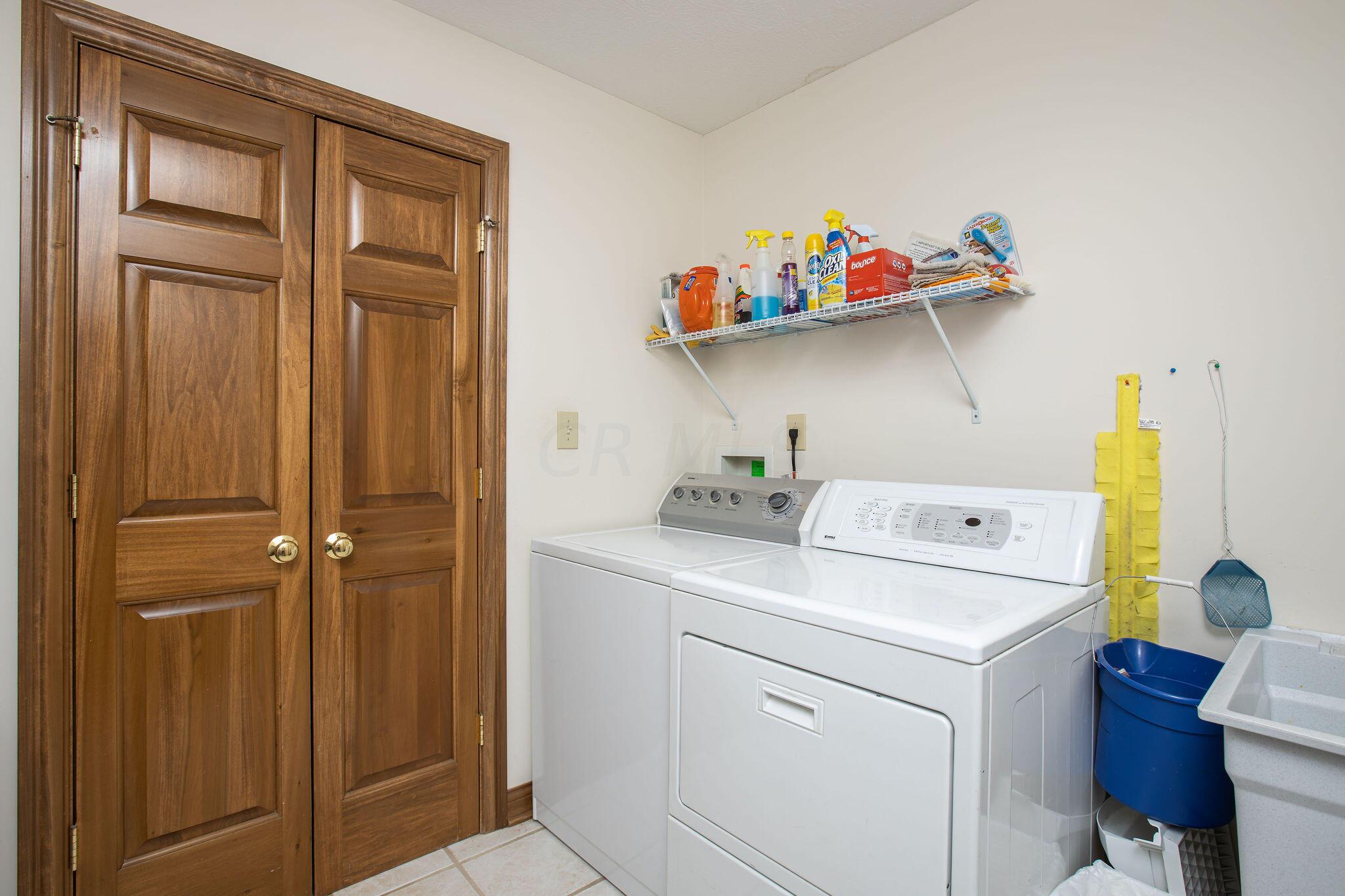 12745 Gorsuch Road Galena, OH 43021 - Photo 35 of 48 Laundry Room