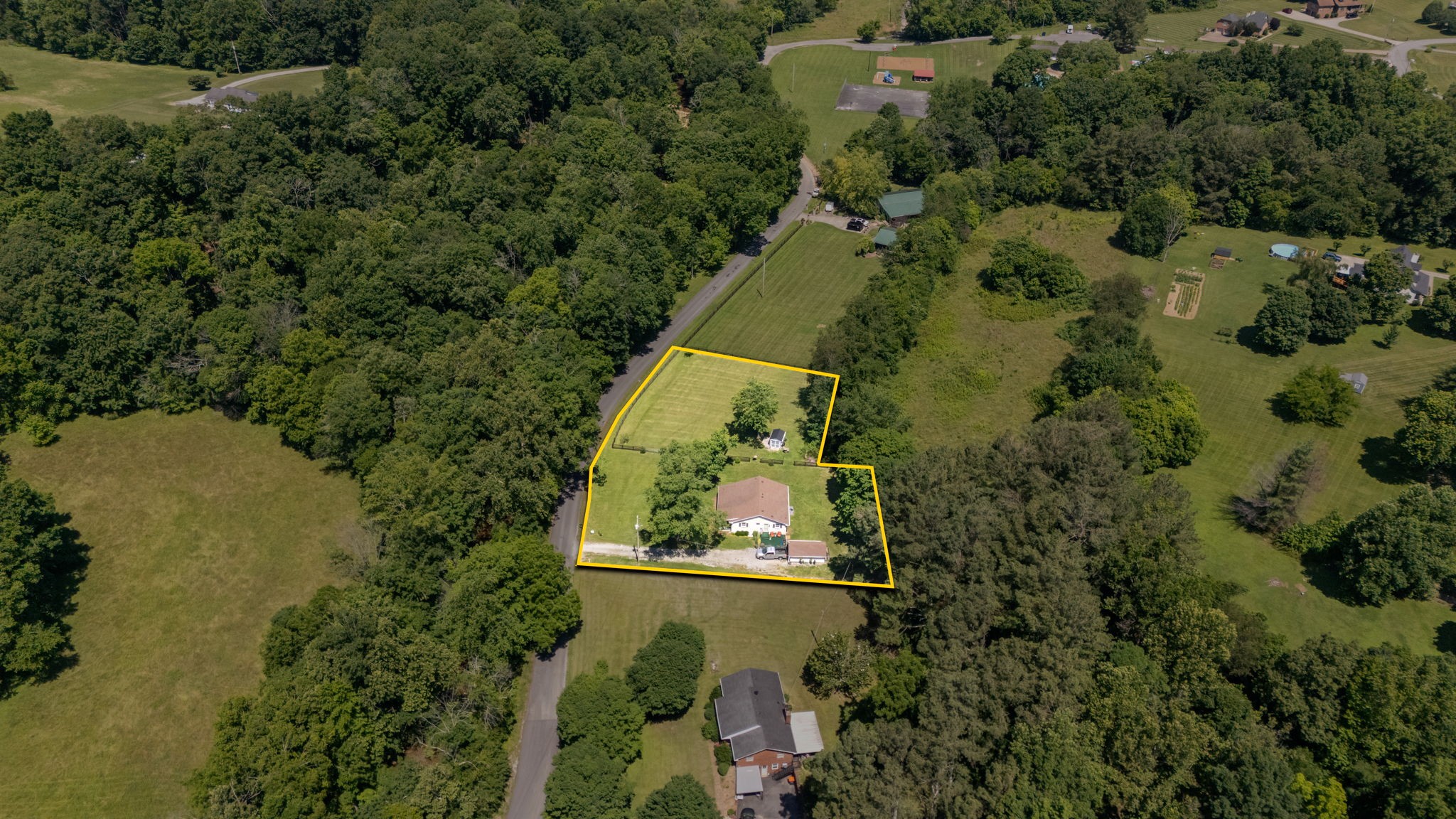 3471 Honey Run Road Cottontown, TN 37048 - Photo 3 of 24