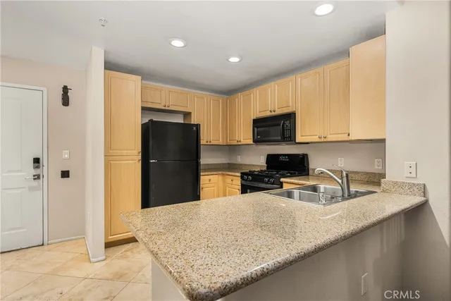 $2,750 | 2304 Watermarke Place, Irvine, CA 92612