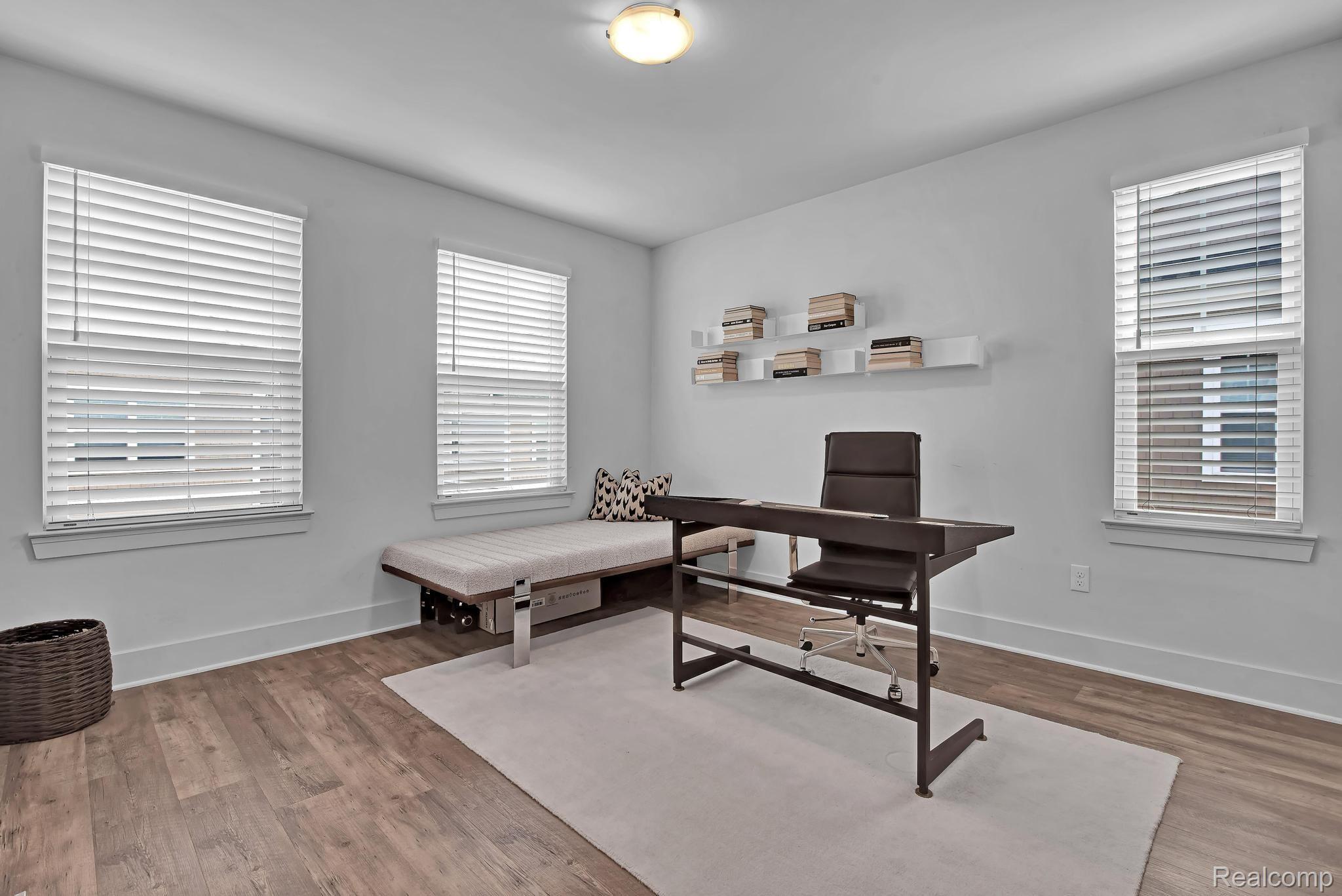 2500 Normandy Road, Unit 45 Royal Oak, MI 48073 - Photo 26 of 34 Gallery Image 26