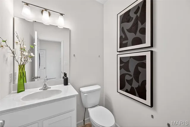 $462,920 | 206 Marais Temps Clair Drive, St. Charles, MO 63301