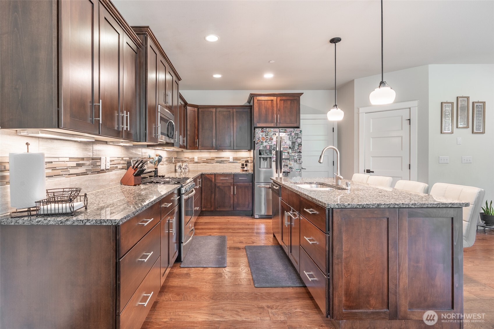 2405 196th Place Southeast Bothell, WA 98012 - Photo 12 of 39 Gallery Image 12