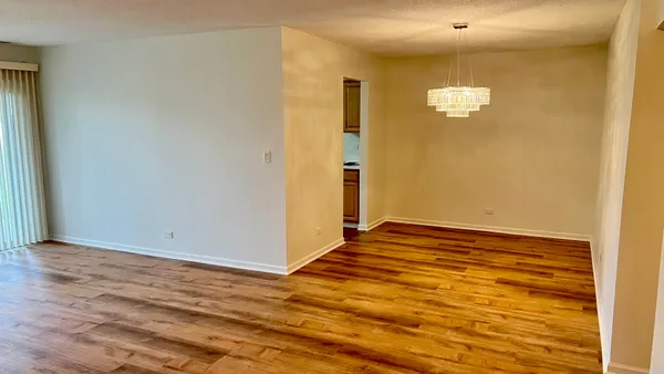 $289,900 | 36 West Fern Court, Unit 117B, Palatine, IL 60067