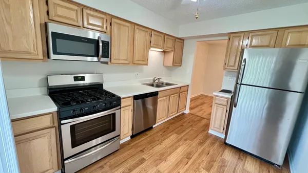 $289,900 | 36 West Fern Court, Unit 117B, Palatine, IL 60067