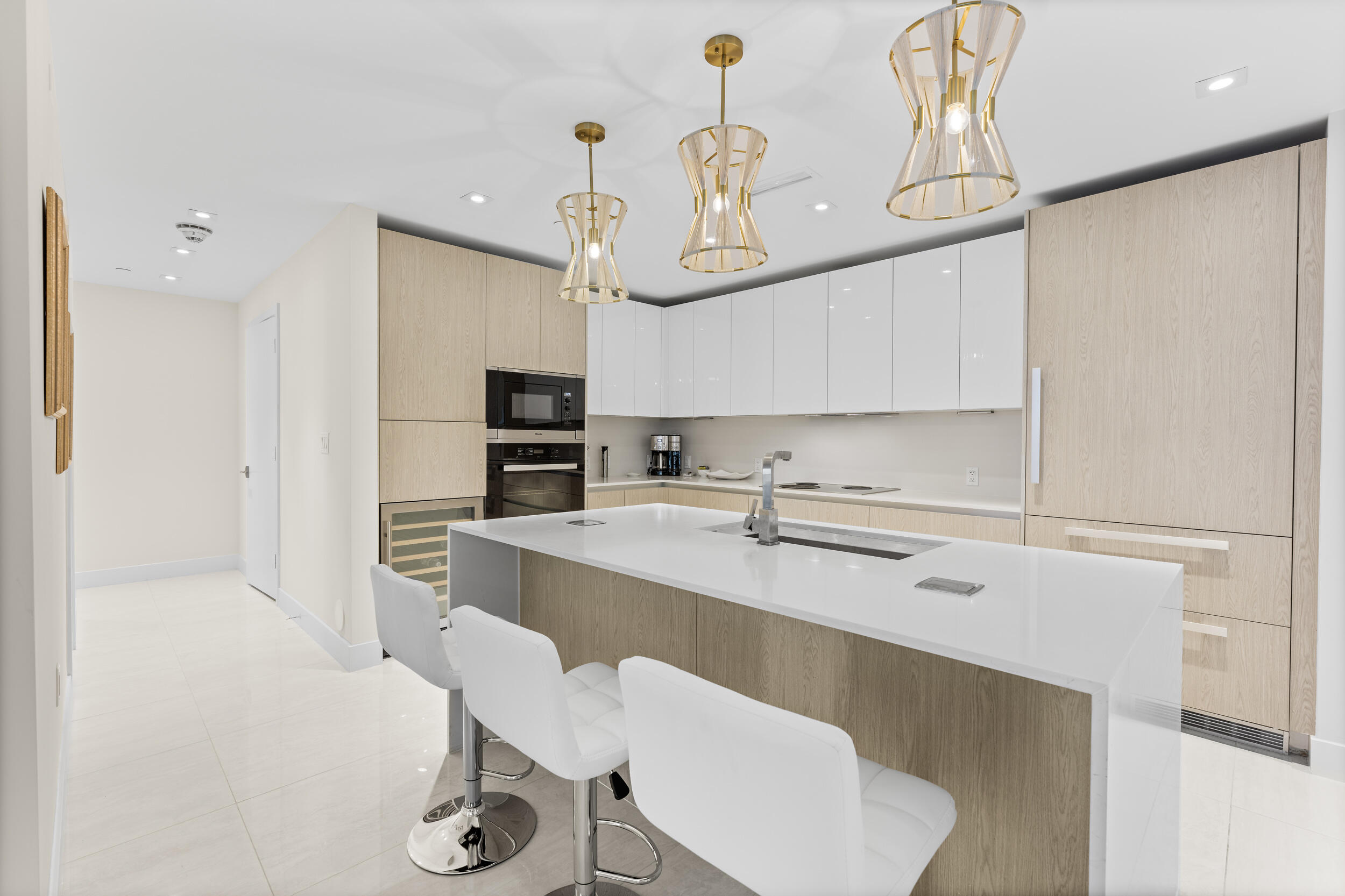 3100 North Ocean Drive, Unit 704 Riviera Beach, FL 33404 - Photo 15 of 69 Kitchen