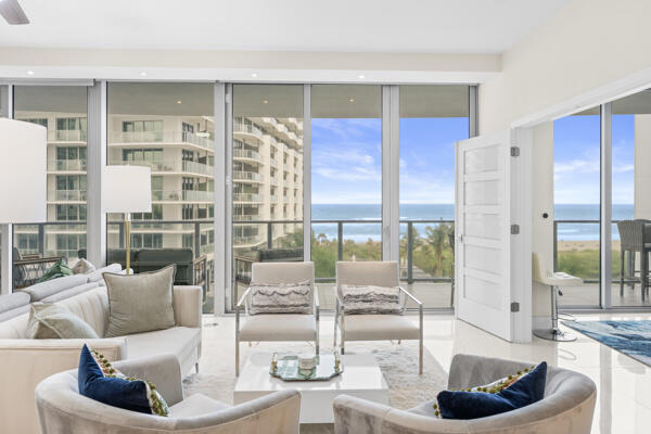 3100 North Ocean Drive, Unit 704 Riviera Beach, FL 33404 - Photo 21 of 69 Living Room