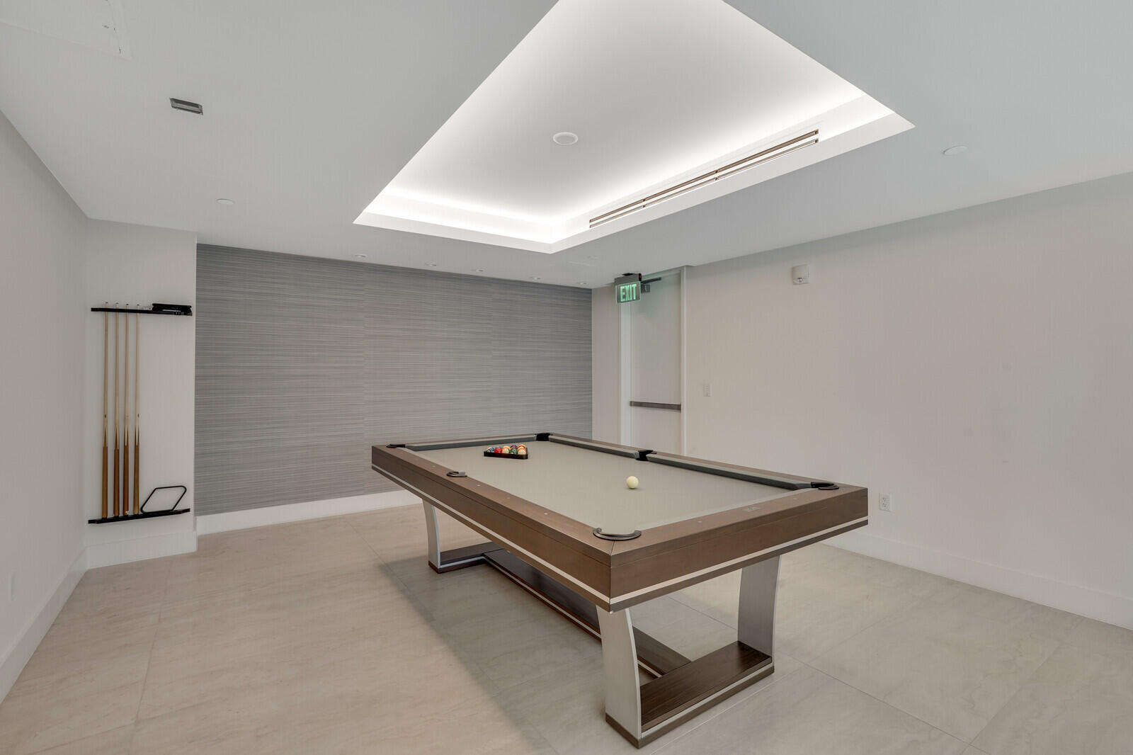 3100 North Ocean Drive, Unit 704 Riviera Beach, FL 33404 - Photo 55 of 69 Billiard