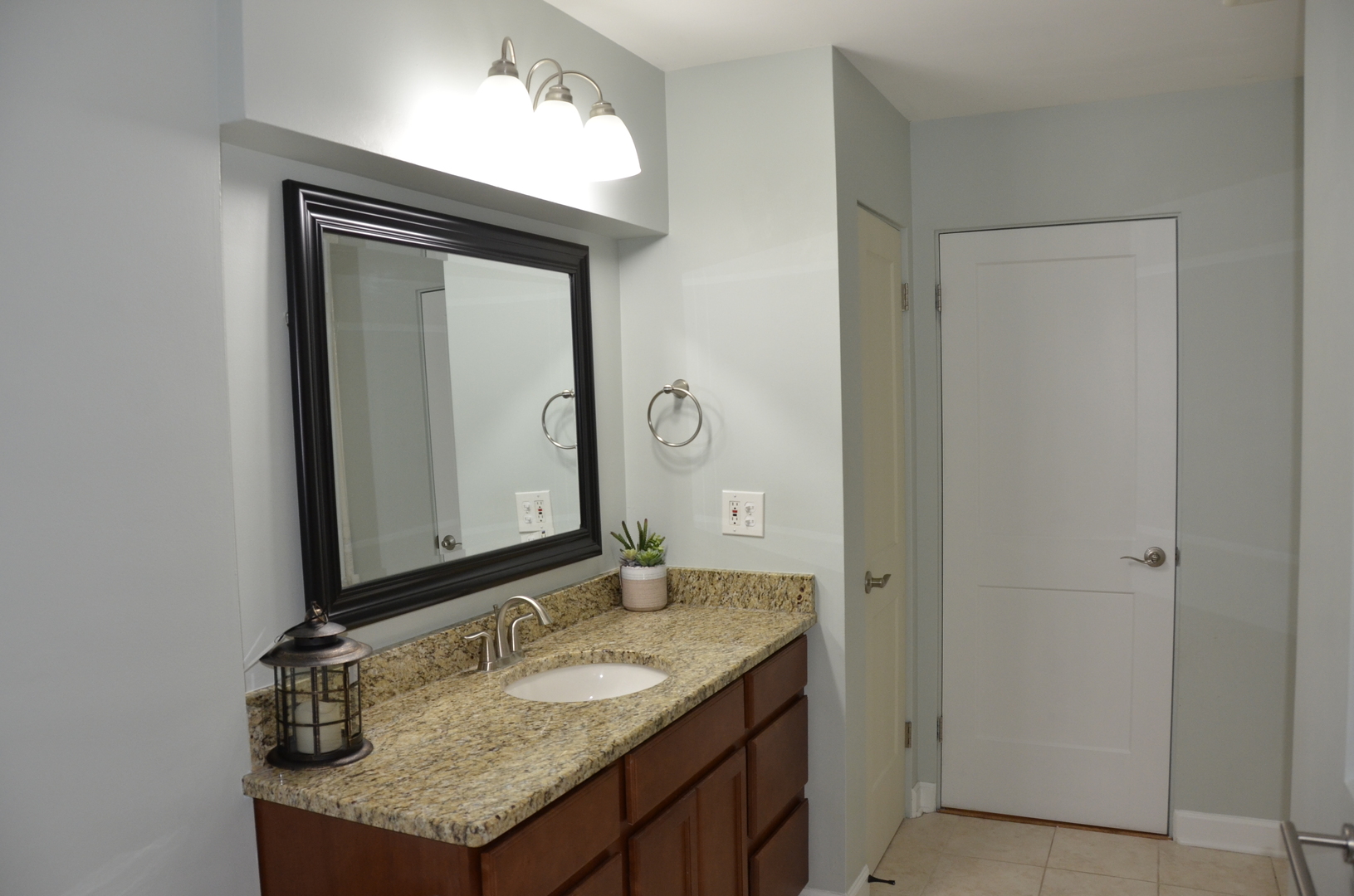 324 West Gartner Road Naperville, IL 60540 - Photo 12 of 18