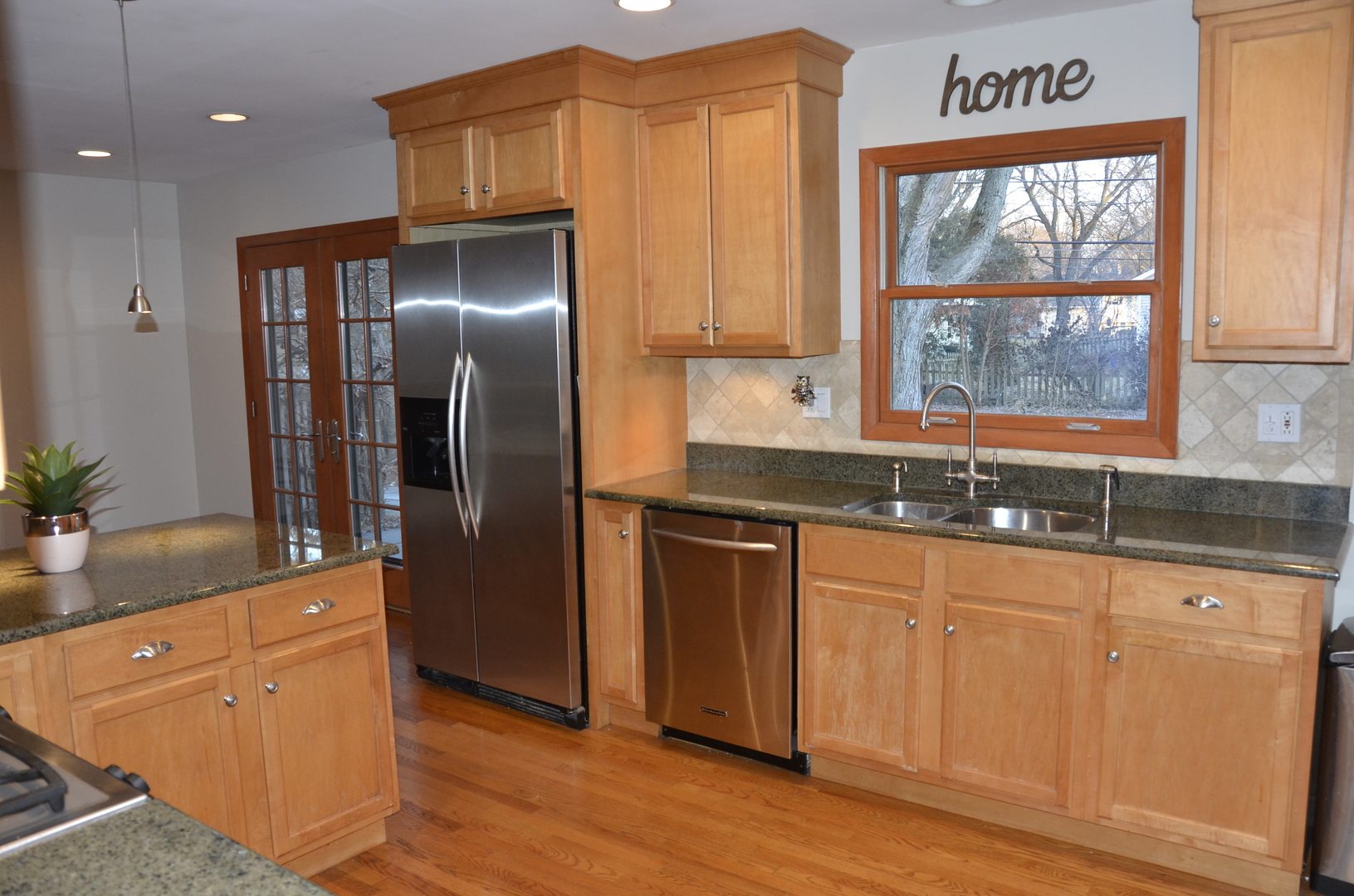 324 West Gartner Road Naperville, IL 60540 - Photo 5 of 18